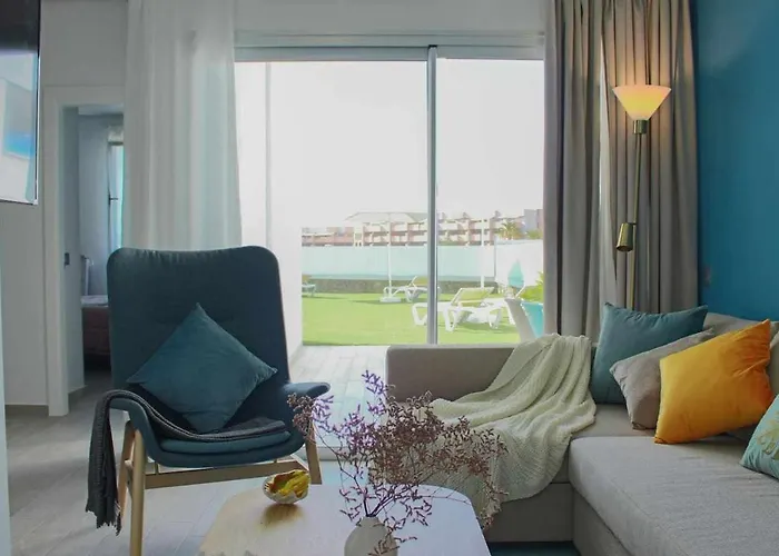 Ocean Garden 108 Con Jardín Privado Y Vista Al Mar Apartamento *