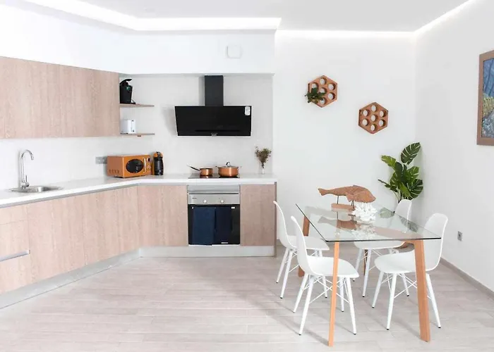 Apartamento Ocean Garden 108 Con Jardín Privado Y Vista Al Mar